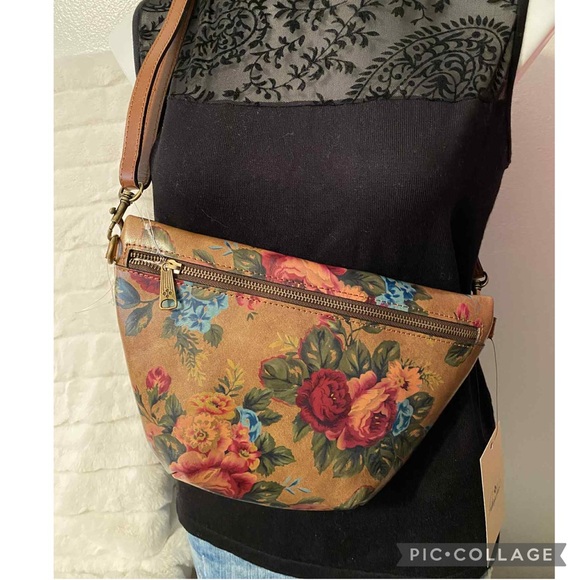 ✨🆕✨Brand New Patricia Nash Sling/Waist Bag - Picture 3 of 6